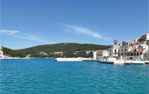 Nice Apartment In Pucisca With Wifi